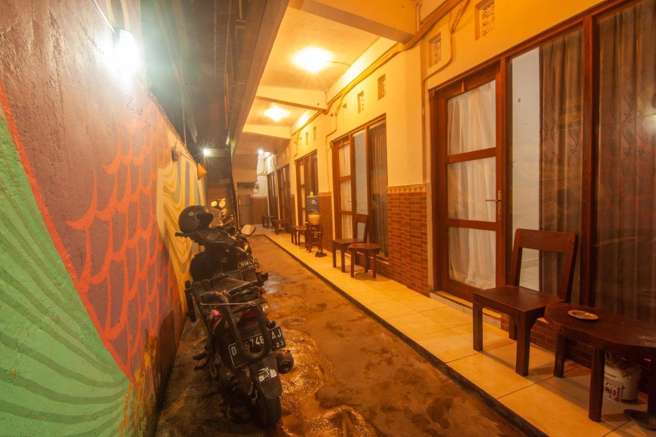Putra Dadi Guest House Canggu Εξωτερικό φωτογραφία